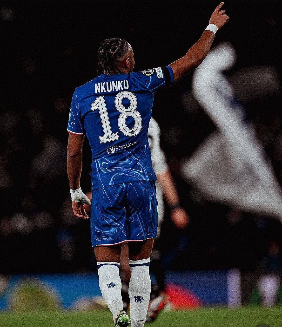 AC米兰险胜拜仁，内马尔补时绝平亚洲杯的简单介绍