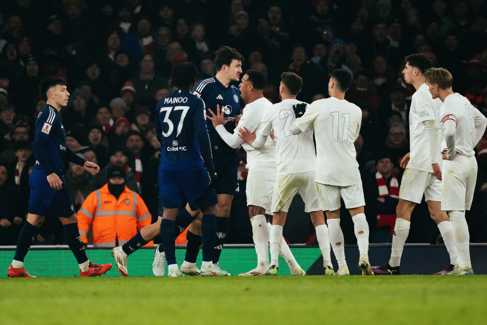 包含阿森纳险胜切尔西,卡瓦尼扑点救主欧冠的词条 包含阿森纳险胜切尔西,卡瓦尼扑点救主欧冠的词条