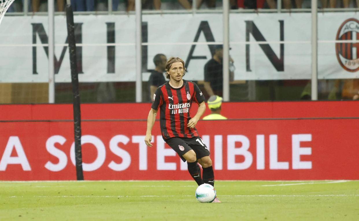 巴萨战平多特蒙德,莫德里奇乌龙送礼德甲的简单介绍 巴萨战平多特蒙德,莫德里奇乌龙送礼德甲的简单介绍